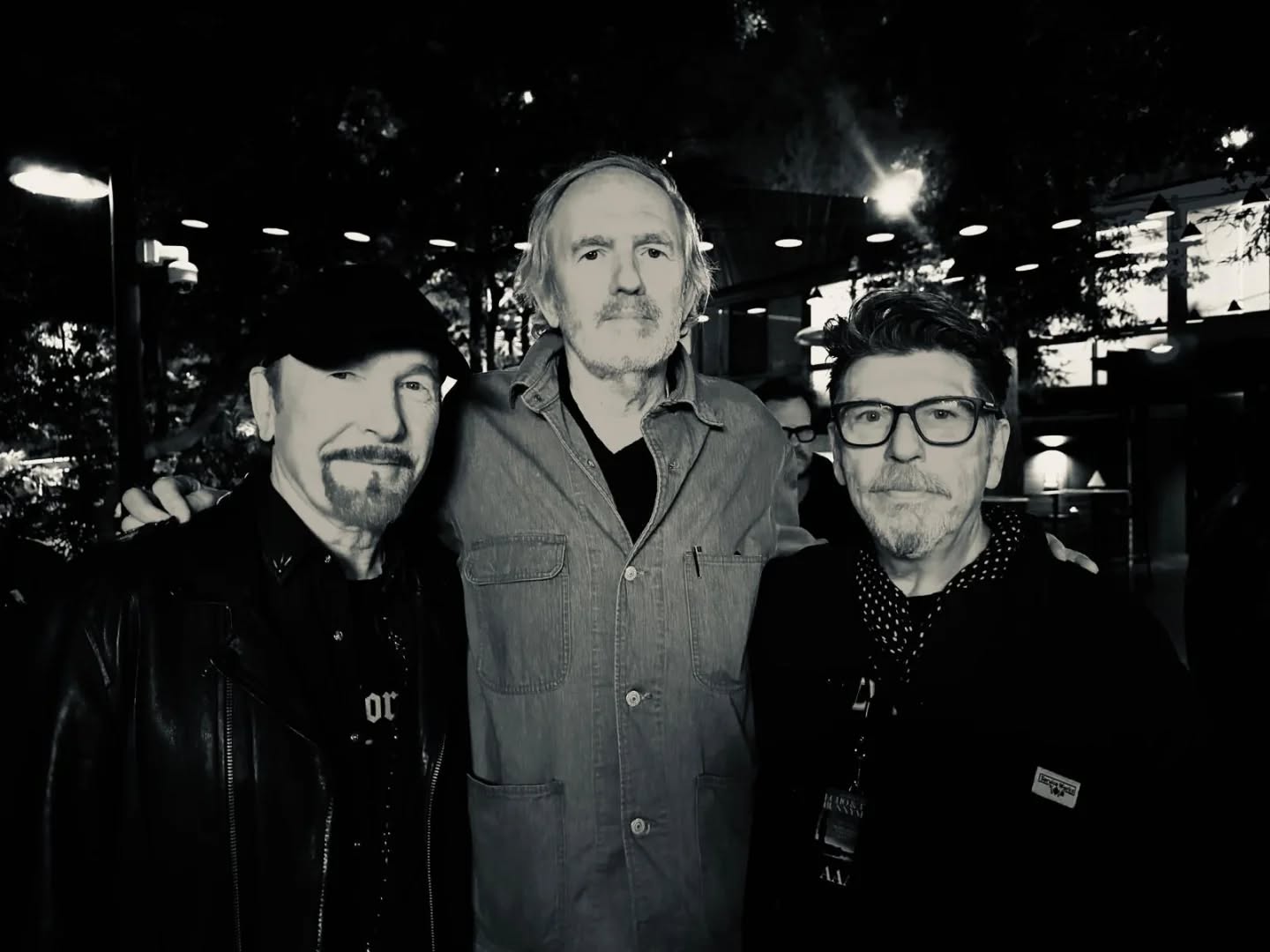 Long time chums catching up on the gossip. The Edge @u2 @antoncorbijn4real & @sgtwillfuzz 
📷 Dana Bird