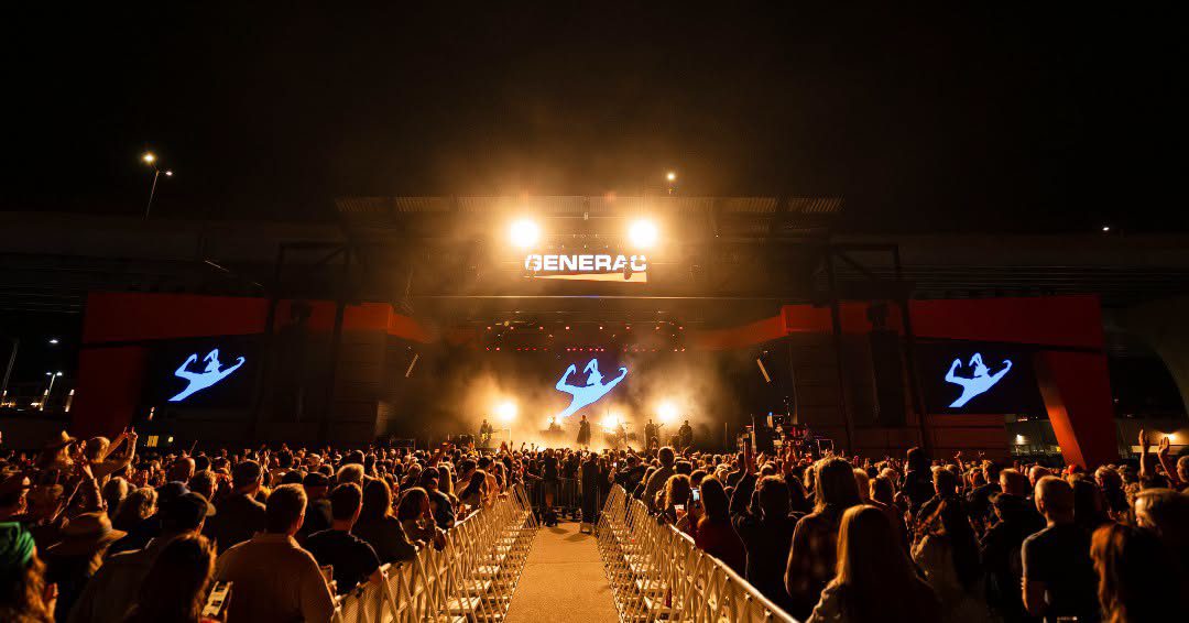 Great picture from last night at Summerfest 
📸 @summerfest